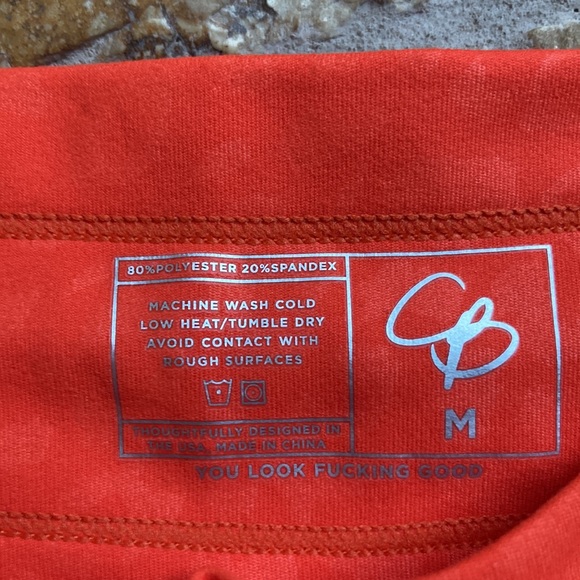 Scrumchie bottom fitness shorts small - Picture 11 of 11